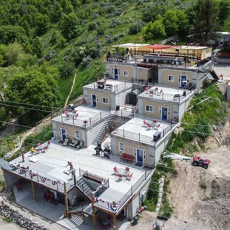 Lovely Lava Hot Springs Studio, Walk To Pools Εξωτερικό φωτογραφία